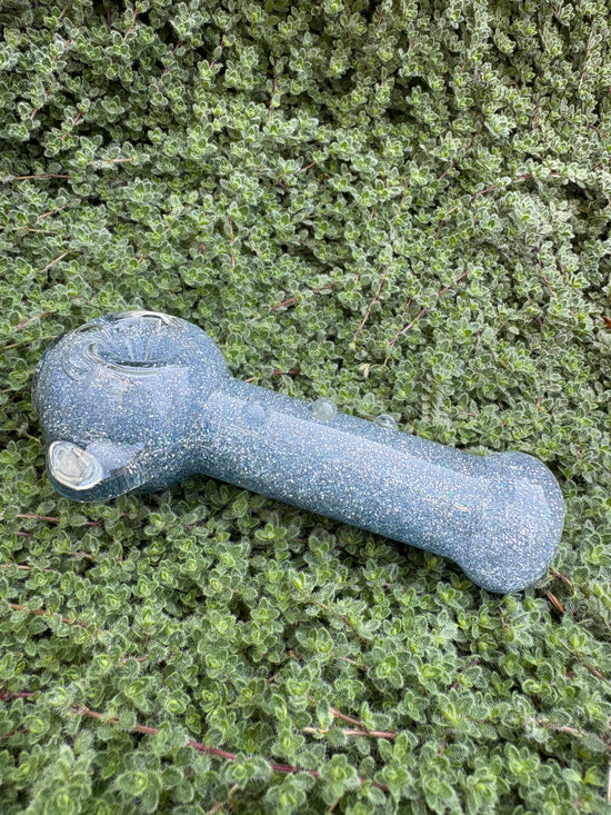 Silver Surfer Stingray Glitter Pipe - Hi Tide Glass Works