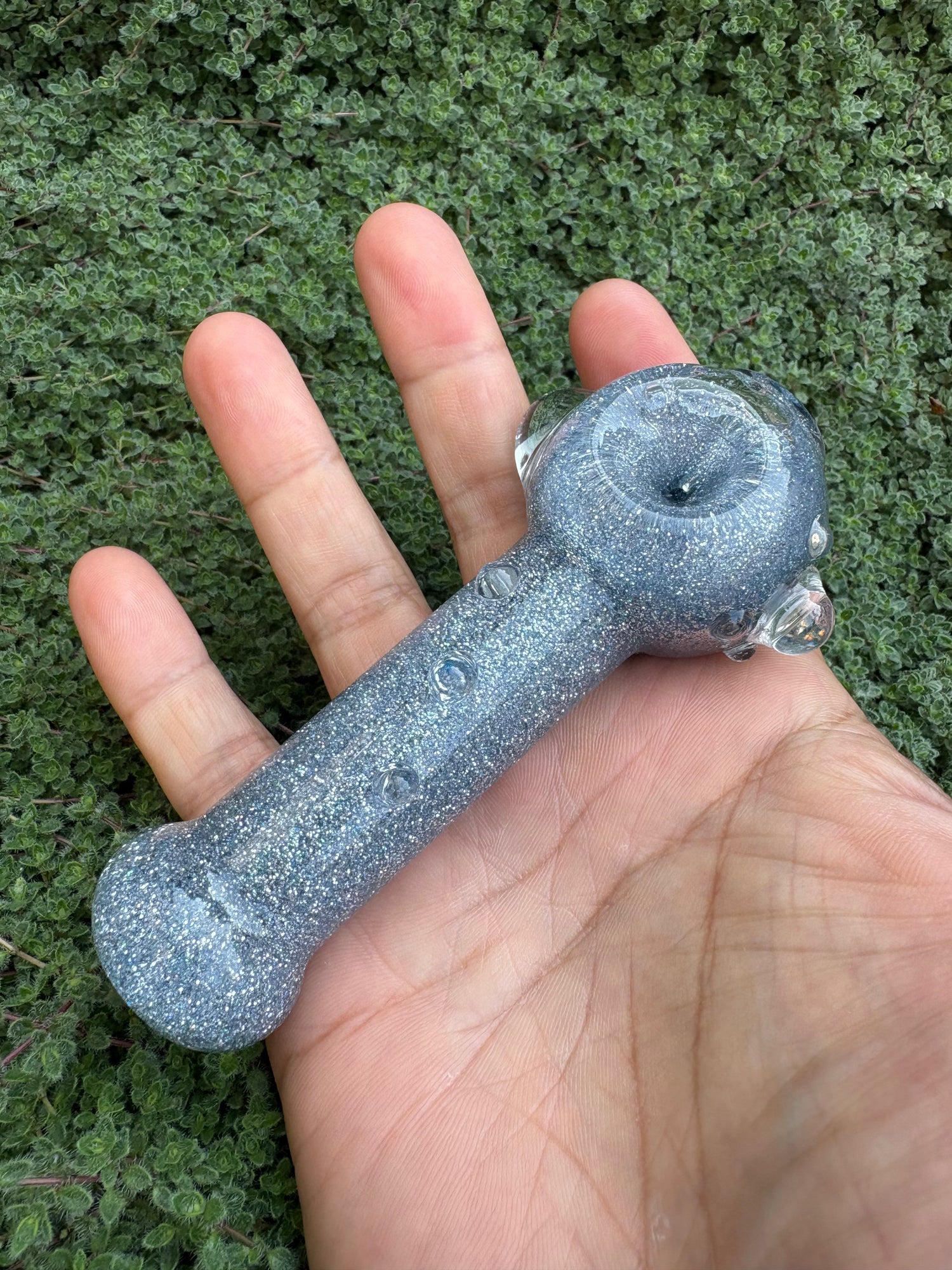 Silver Surfer Stingray Glitter Pipe - Hi Tide Glass Works