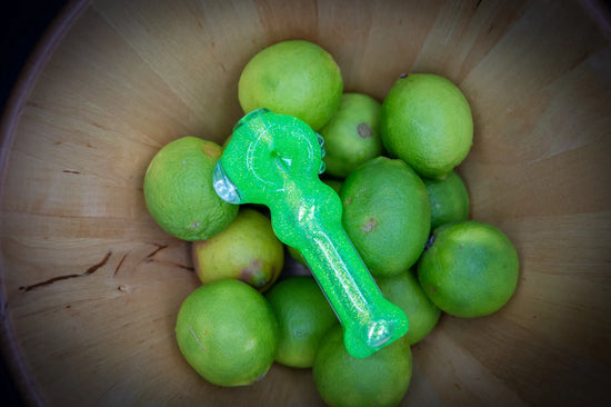 GLASS LAB Neon Green Dolphin Pipe Glitter