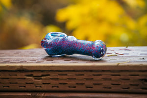 Collectable Glitter Pipe: Liquid Filled & Freezable -Fire Sparkle Dolphin Glass Piece