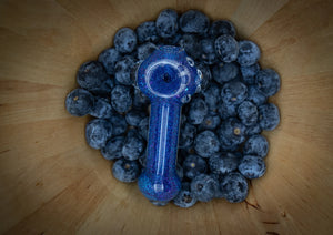 Collectable Glitter Pipe: Liquid Filled & Freezable -Blueberry Sparkle Stingray Glass Piece
